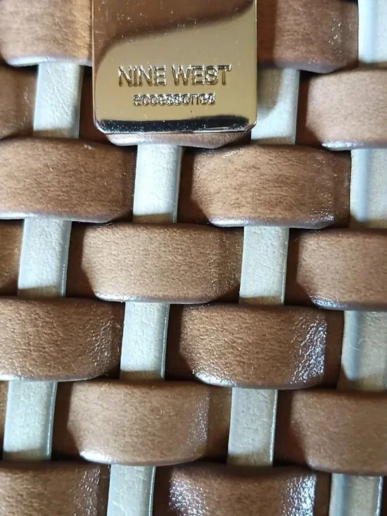 Nine West Woven Tote Bag Tan Beige Shoulder Purse Basket Weave Boho Y2K - Picture 4 of 5